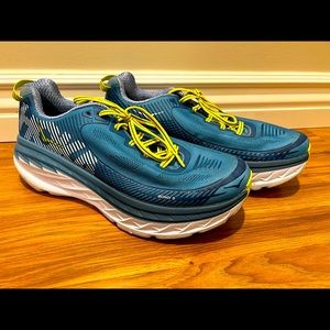 Hoka One one Bondi 6